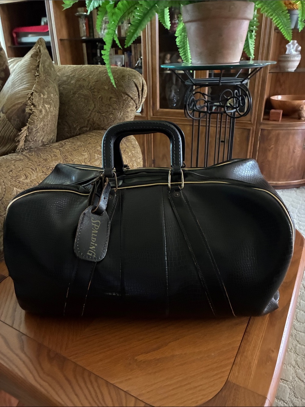Vintage 1960’s Sport/ Gym-bag /Overnight Bag Or Carry On  With Gold Trim